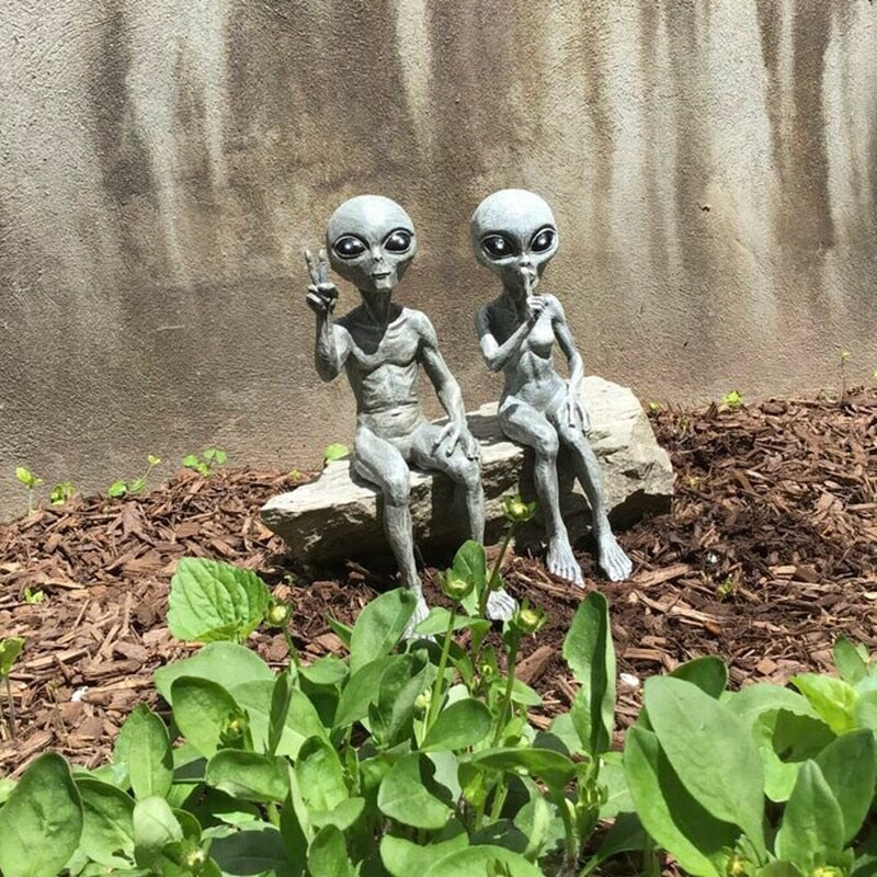 Space Alien Garden Statue